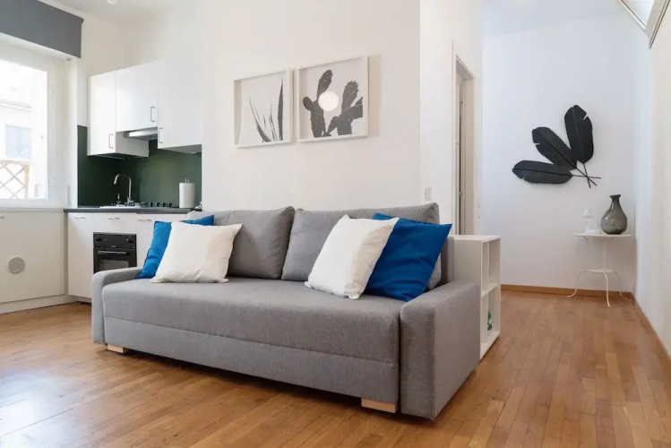 Design flat near the City Center