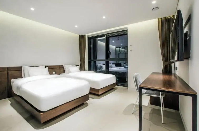 Deluxe Twin room