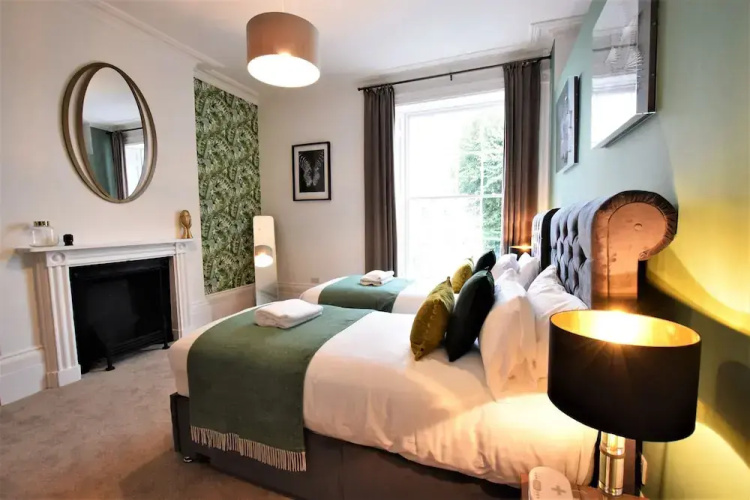 Frederick Place Your Apartment