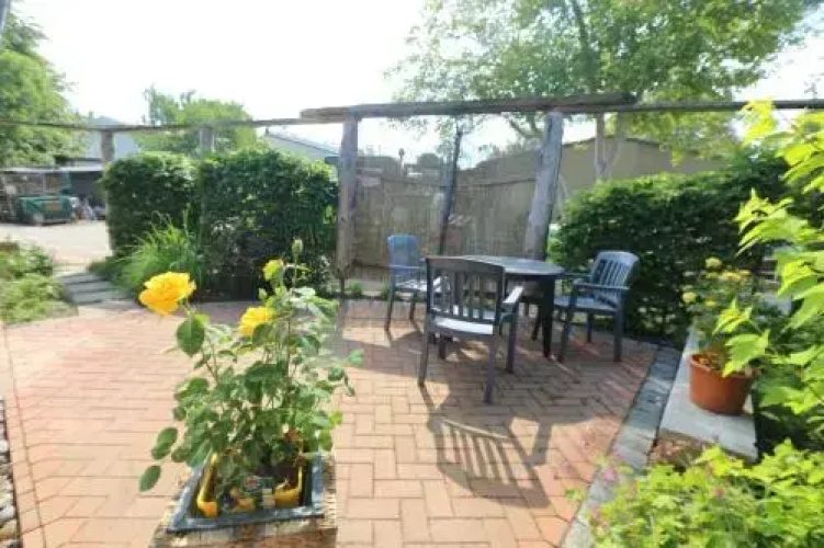 Ferienhaus In Suhemi mit Terrasse
