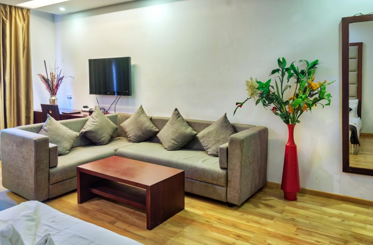 Grand room