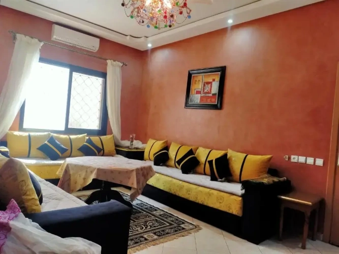 2 Bedrooms Apartment