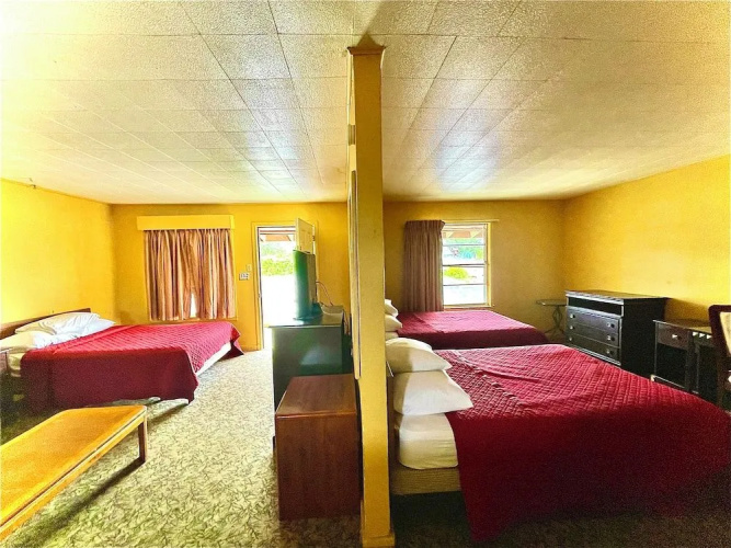 Tropic Motel