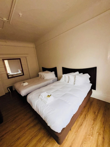 Riviera hotel