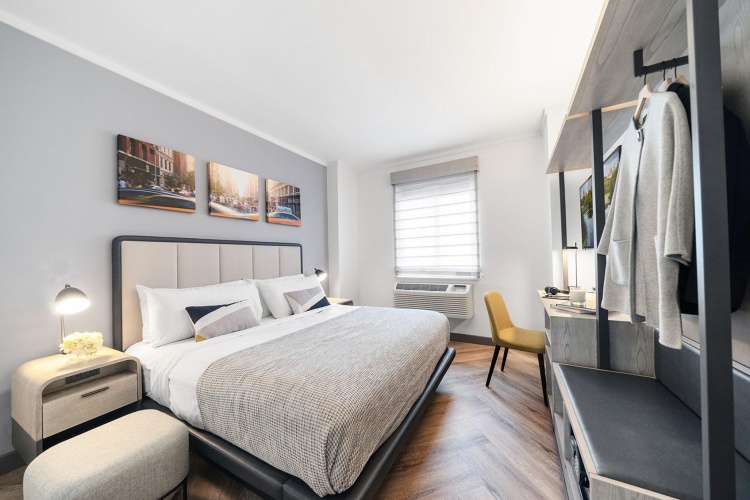Premier Quadruple room