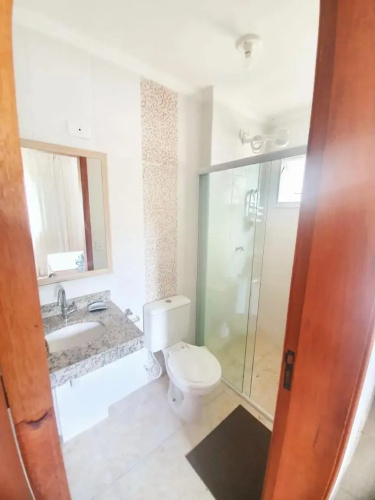 Lindo apto com 3 quartos, apenas 1 quadra da praia das Toninhas