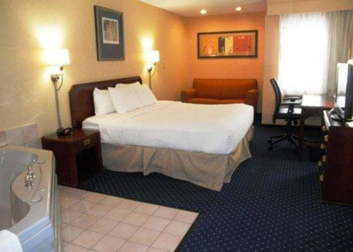 Courtyard By Marriott Valparaiso