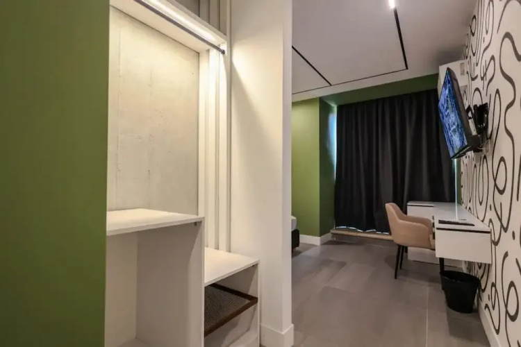 Grandstay Studio 111