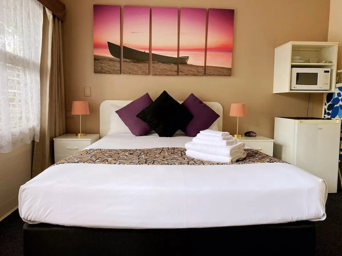 1 Bedroom Standard Double Suite