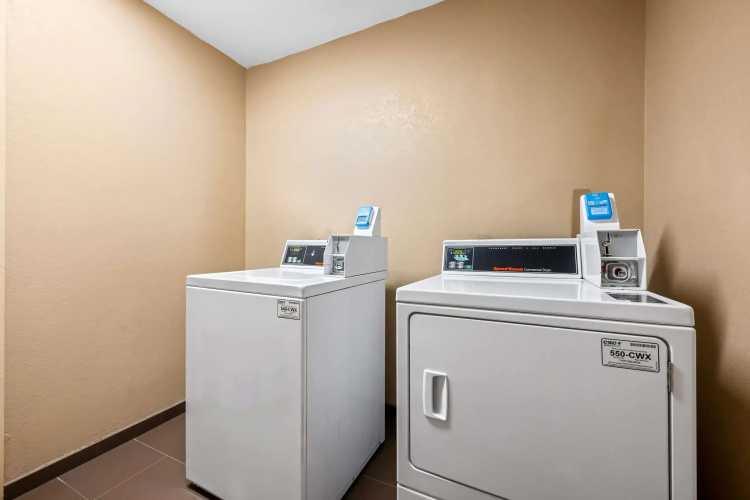 Comfort Suites Cullman I-65 Exit 310