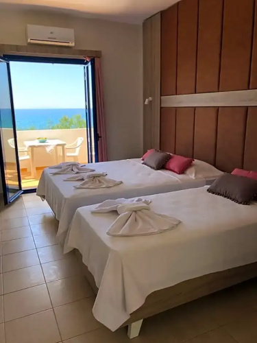 Taverna Akrogiali