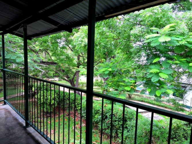 1 Bedroom Cottage with balcony and with garden view