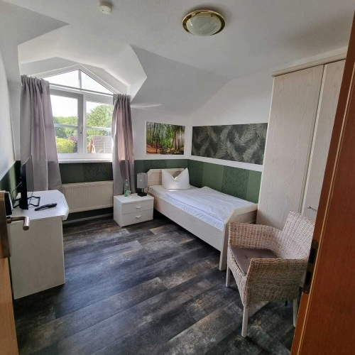 Standard Single room