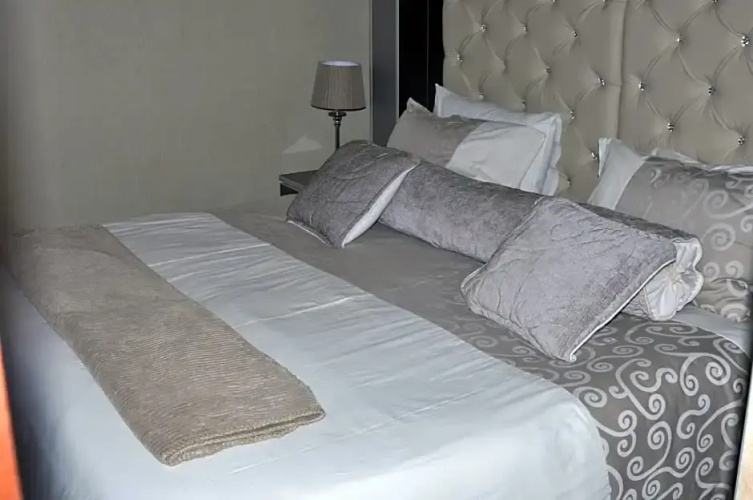 Vhafamadi Bed and Breakfast