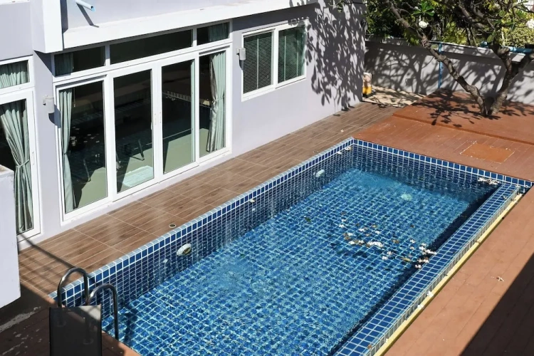 3 Bedrooms Villa