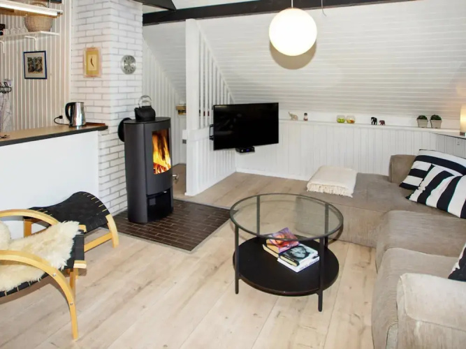 Pet-friendly Cottage in Hemmet With Garden