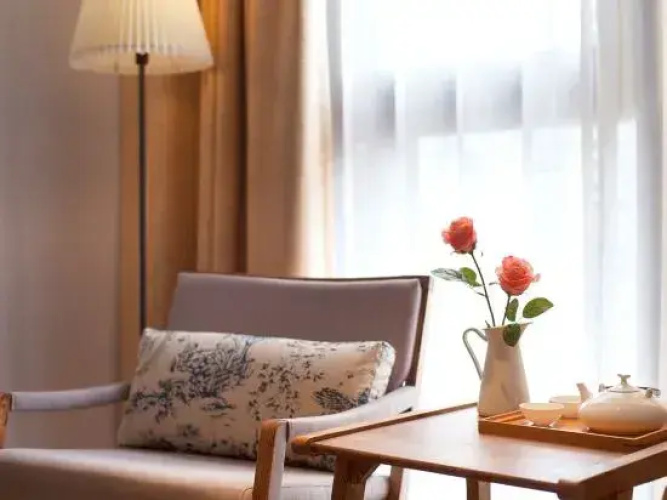 Chongqing Langqin Light Luxury Boutique Hotel