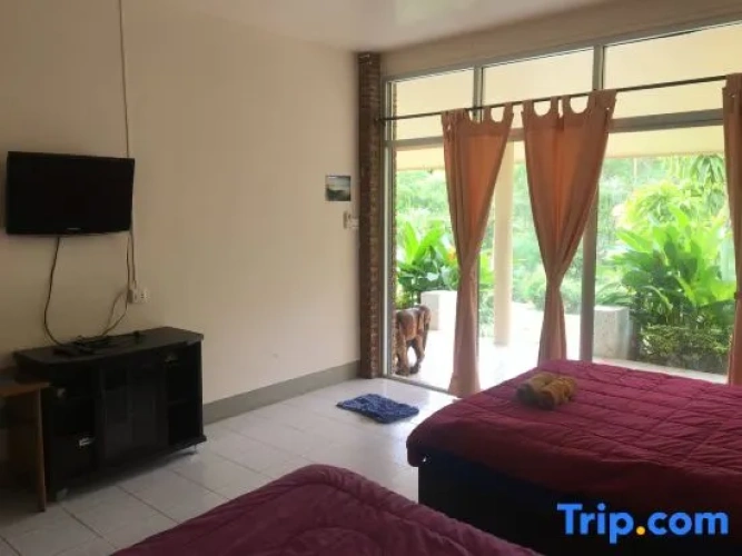 1 Bedroom Suite