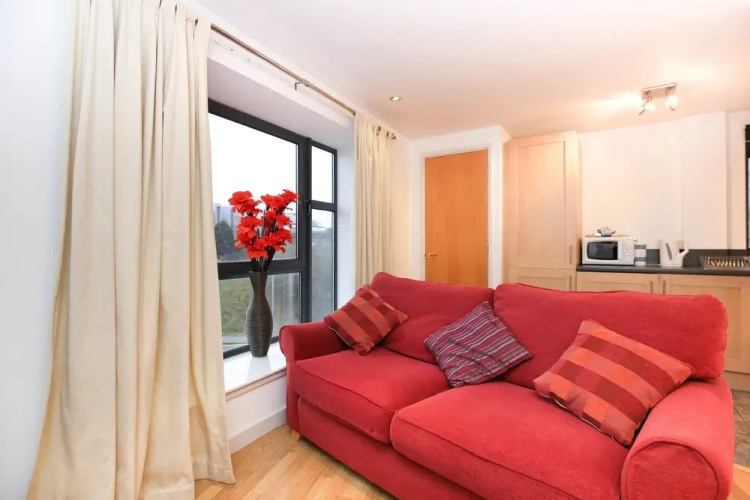 Baltic Quay Apartments Week2Week