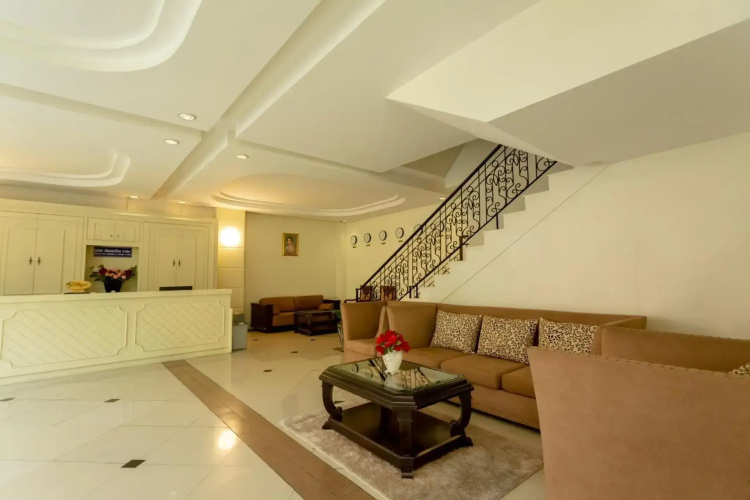 Ivory Palace Hotel