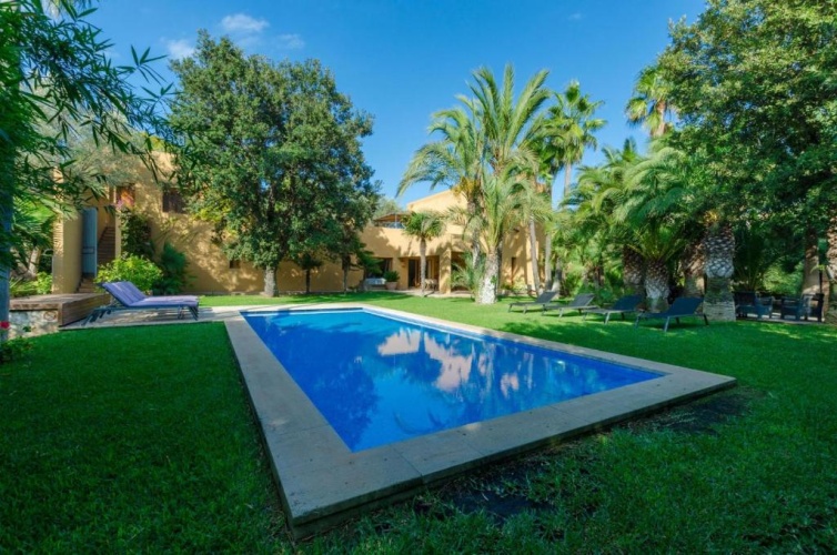 Villa