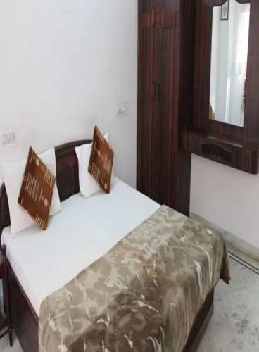 Hotel white palace