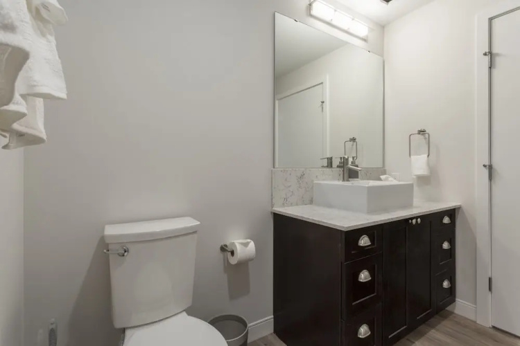 Domicile Suites at Cove