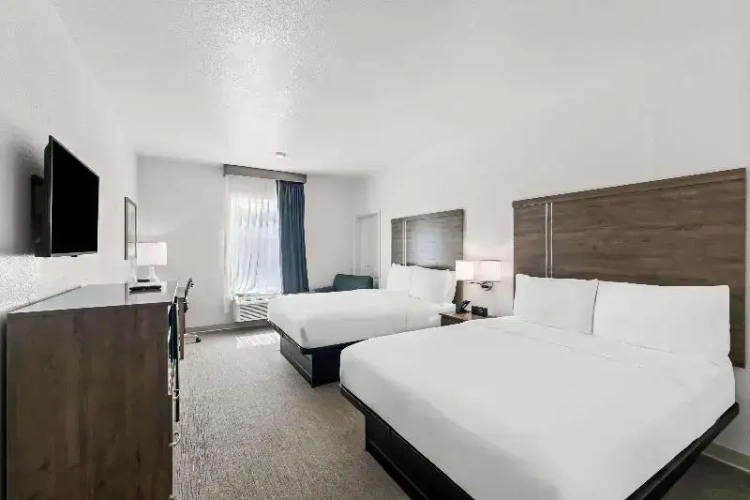 Standard Sextuple room