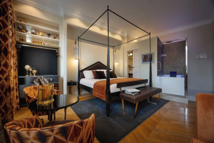 Double Junior Suite with city view