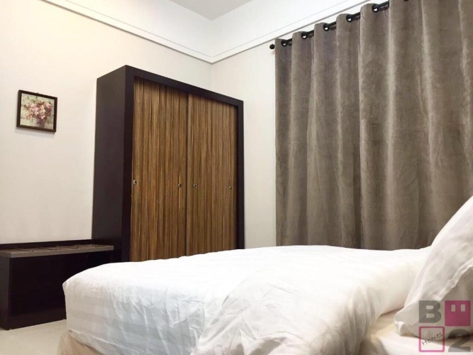 2 Bedrooms Apartment