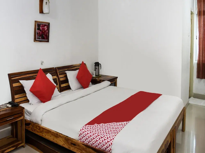 Hotel Laavish