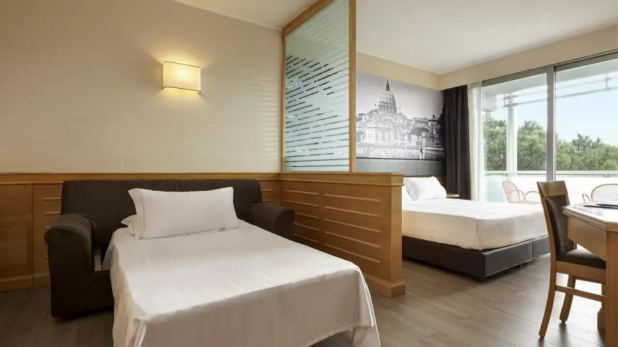 Superior Triple room