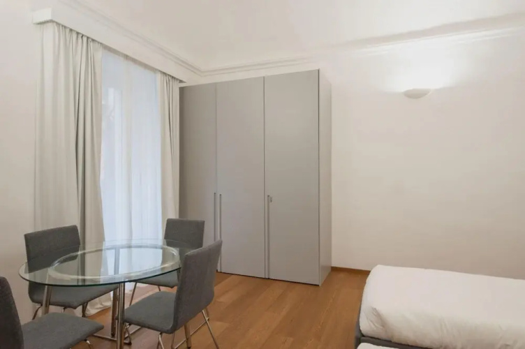 Standard Apartments RG7
