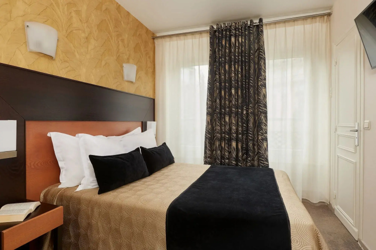 Hôtel Raspail Montparnasse