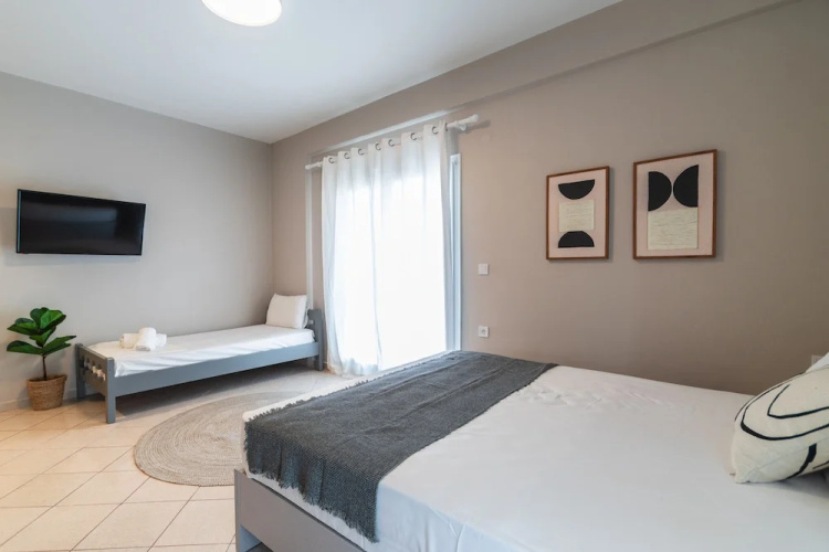 Blue Hug Apartments