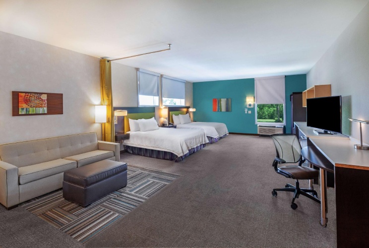 Quadruple Suite