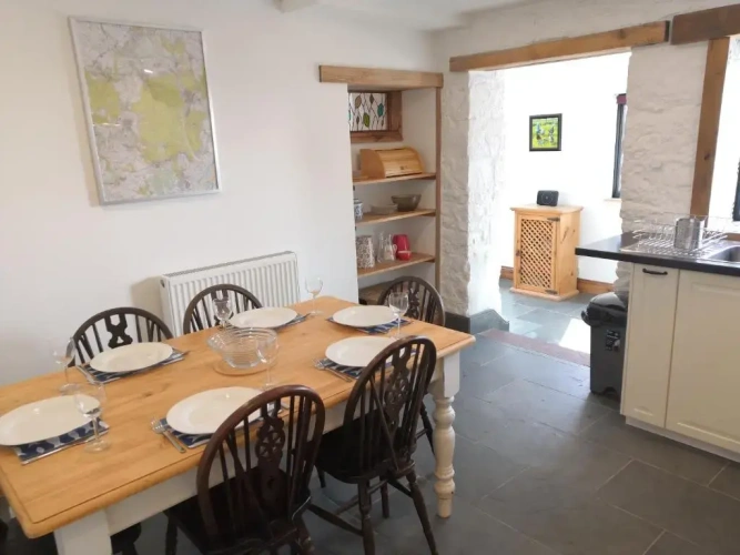 3 Bedrooms Cottage