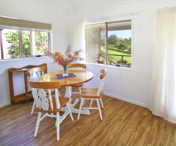 Poinciana Cottages
