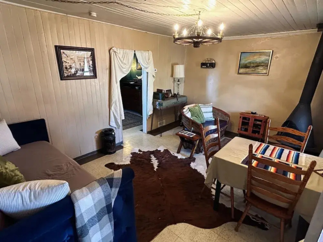 Early 1900s Miner's Cabin