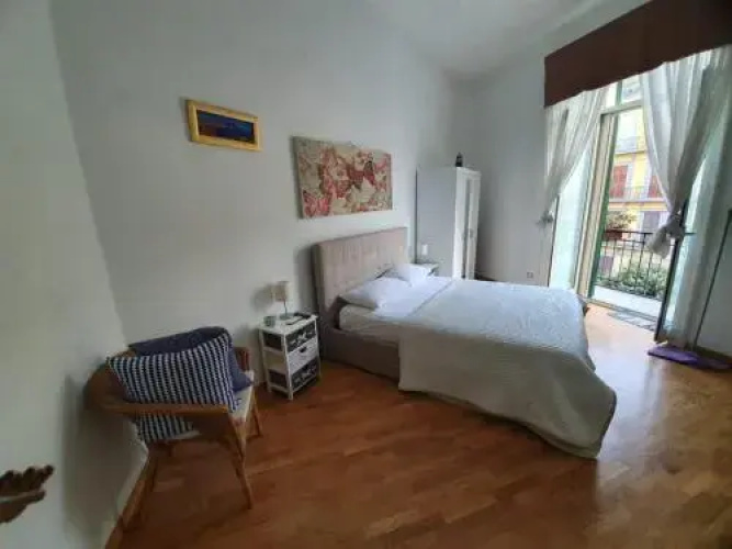 Garibaldi House Apartment