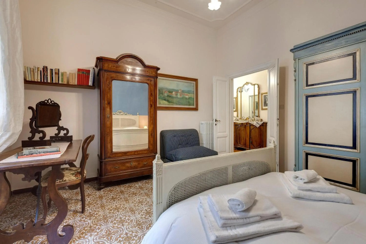 Mimì apartment with garden