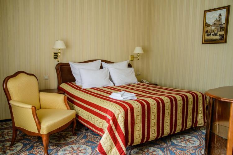 Park Hotel KalugaOver view