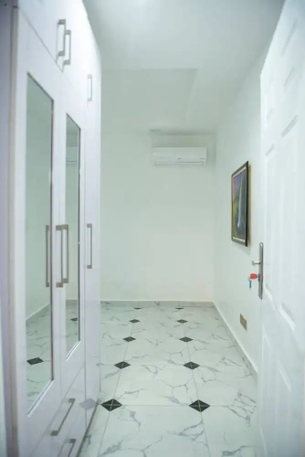 Lovely One-bed Apartment Located in Abuja