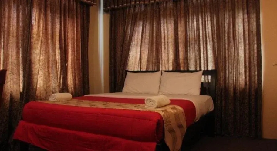 Inglewood Lodge