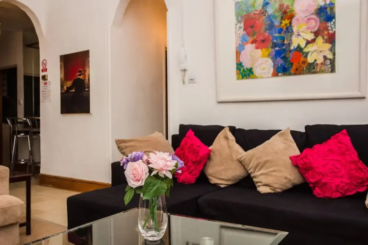 Comfortable Bright & Spacious 2 Bed Central London