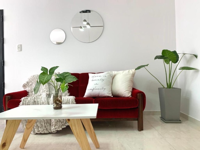 2 Bedrooms Apartment