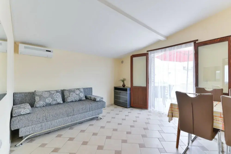 Apartment Milobara