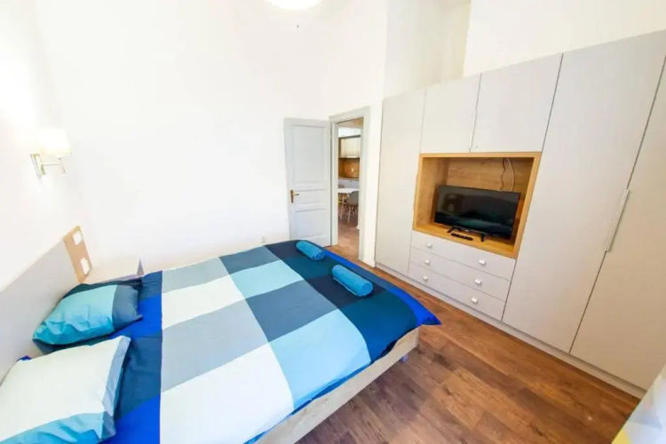 Central Luxury 3