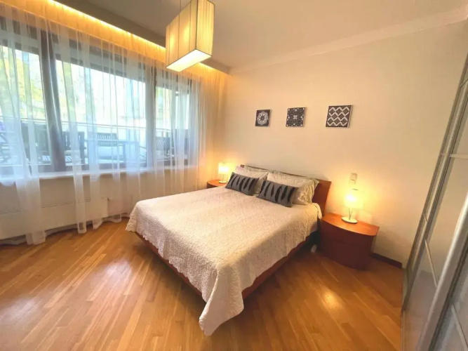 5th Line Apartment, 300m to the beach