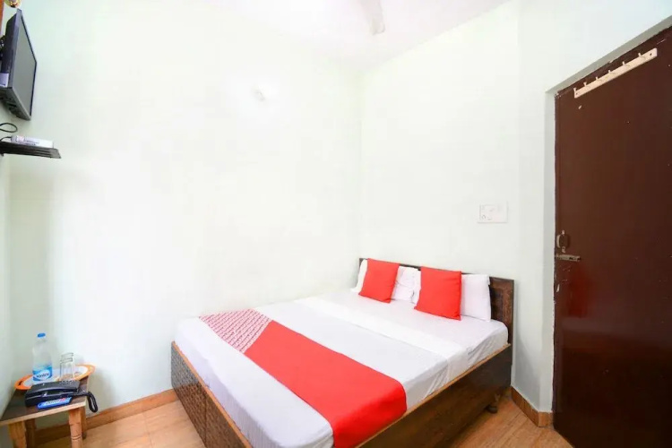 OYO 36696 Sodhi B&b
